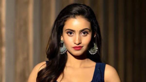 వద్దన్నా ఇంటికి వస్తాడు.. సుడిగాలి సుధీర్‌పై దీపిక హాట్ కామెంట్స్