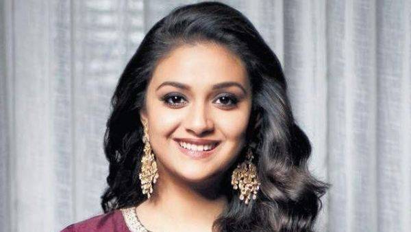 చేతినిండా సినిమాలు