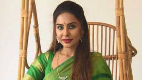 పిల్లి పిల్లల్ని పెట్టి పది ఇళ్ళు తిరిగినట్టు