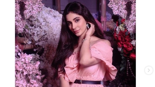 భయంతో వణికి పోయి 