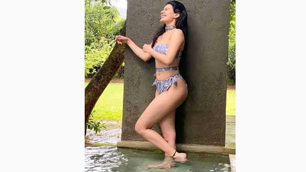 నిరంతరం హాట్ షూట్స్