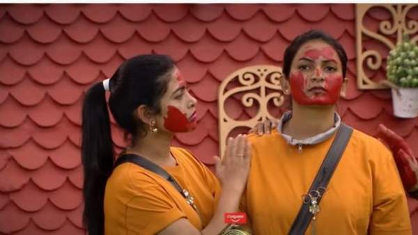 ముఖం మీద గట్టిగా కొట్టడంతో షాక్