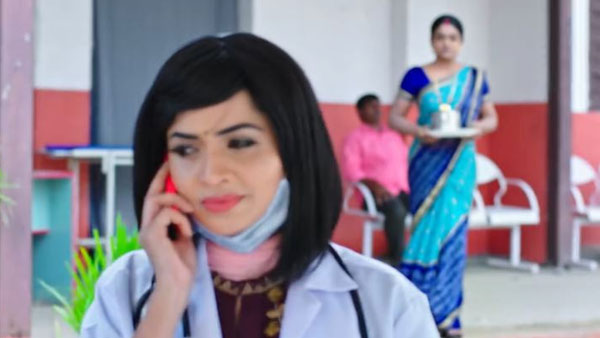 రెడ్ హ్యాండెడ్‌గా పట్టుకొన్న మోనిత