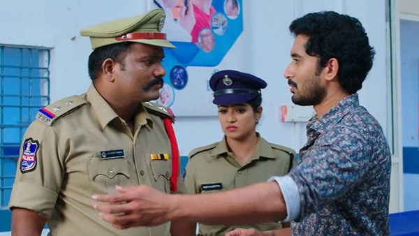 దీప కోసం కార్తీక్ కంగారు పడి