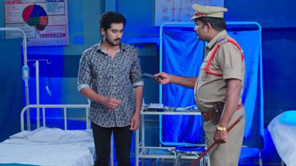 కార్తీక్కు మోనిత ఫోన్ చేసి..