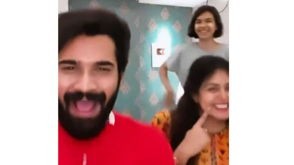 అఖిల్ బెడ్‌రూంలో మోనాల్ రచ్చ