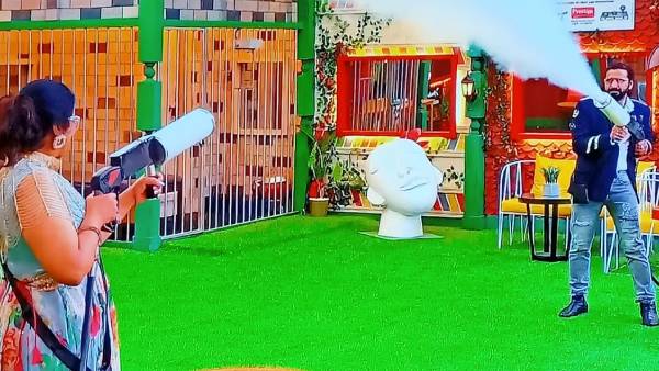 ప్రియ సేఫ్ ఇలా..