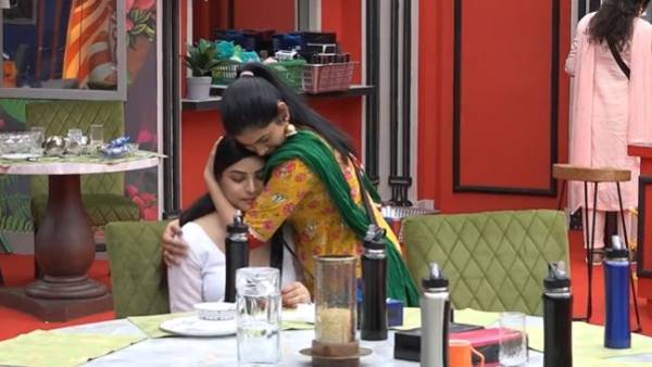 అందరి ముందే ఆ మాటను చెప్పడంతో