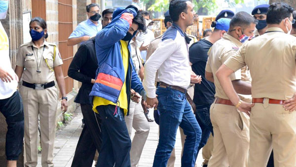 మొదట ప్రశ్నించి..