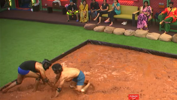 మట్టిలో మల్ల యుద్ధానికి