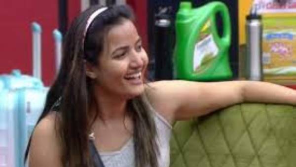  బిగ్ బాస్ అంటే లవ్ ట్రాకులు అనేలా