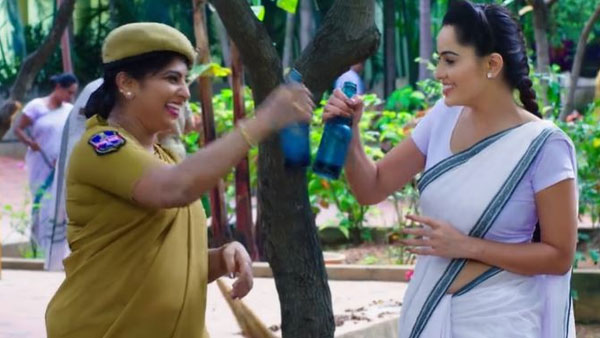 మోనిత ఆనందంలో