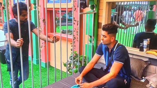 నన్ను జంతువులతో పోల్చవద్దు అంటూ