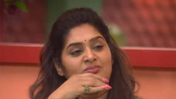 కెప్టన్ గా ప్రియ