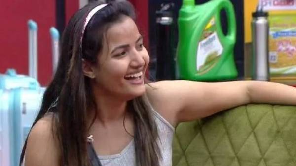 లోబో ఇంకా ట్రాక్ లోకి రాలేదు