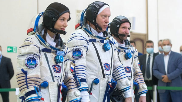 12 రోజులు అక్కడే