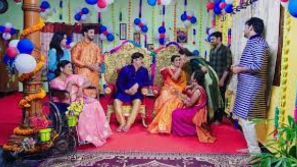 లోలోపల మాత్రం