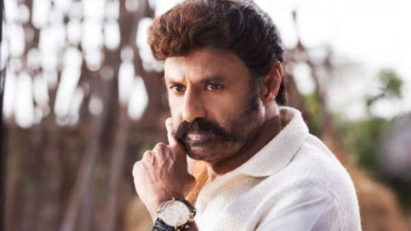 ‘అఖండ'గా వస్తున్న బాలకృష్ణ