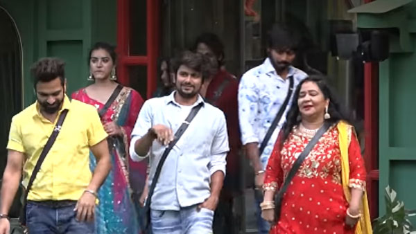 స్పెషల్ అట్రాక్షన్ అయిన మానస్ తల్లి