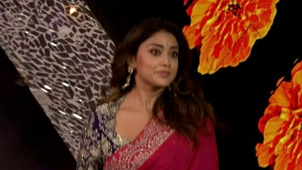 అదిరిపోయే డ్యాన్స్‌లు.. శ్రీయ ఖుషీగా