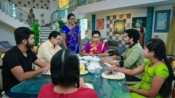 వంటలకు రేటింగ్ అంటూ సెటైర్లు