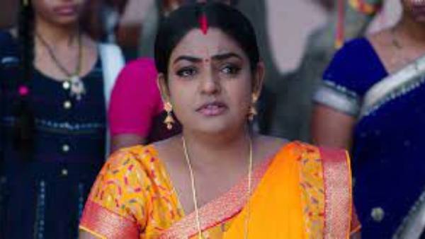 గుడిలో దీప కనిపించింది అంటూ