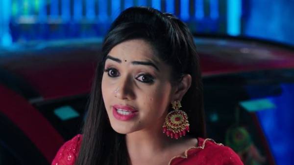 కార్తీక్ అమాయకుడు.. మంచివాడు.. అంటూ..