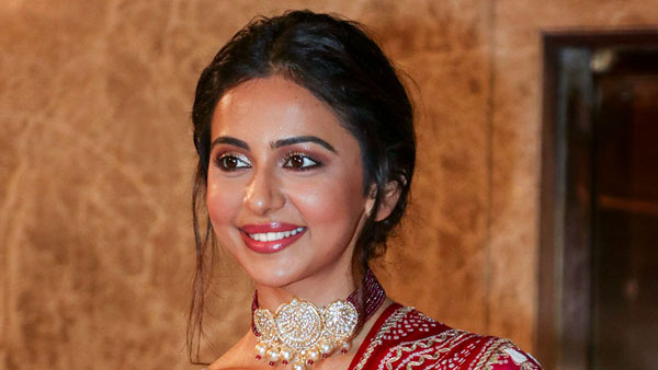 9 సినిమాలతో బిజీగా..