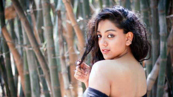 ఢిల్లీలో పుట్టి పెరిగి