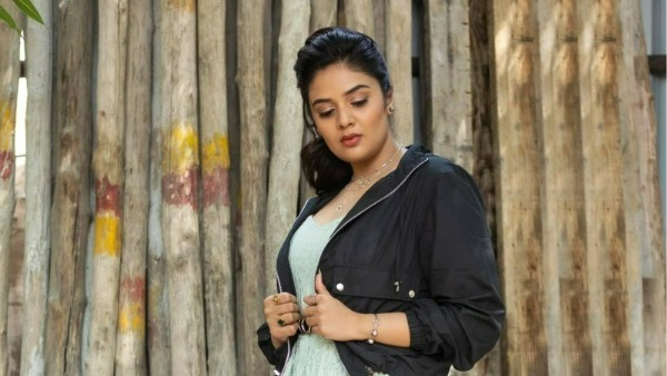 అలా మొదలైన శ్రీముఖి ప్రయాణం