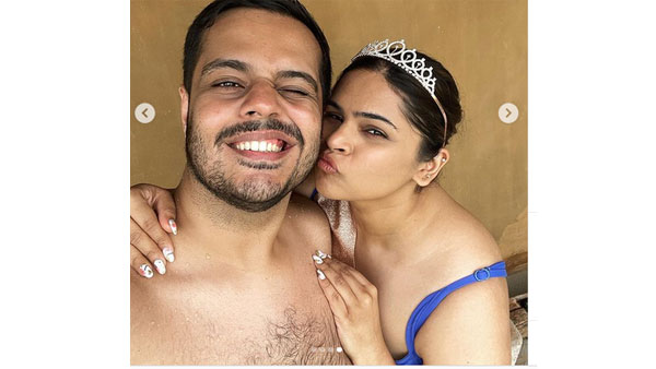 30లో హాట్ బికినీ..