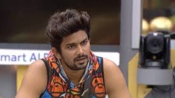 మానస్ రియాక్షన్.. చేయడం లేదు