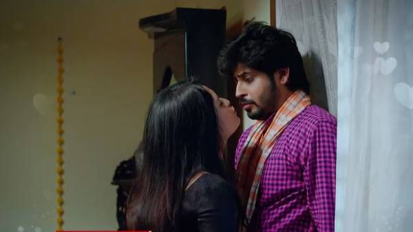  జానకి ముద్దుల వర్షం