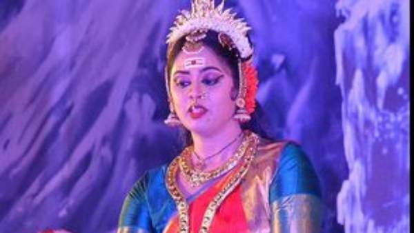  Trivikram Srinivass Wife soujanya srinivas spell bound performance of Kuchipudi dance Form of Meenakshi Kalyanam 