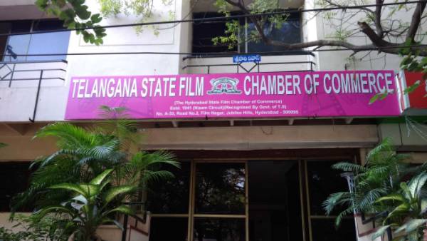 అధిక ధరలకు టికెట్లు