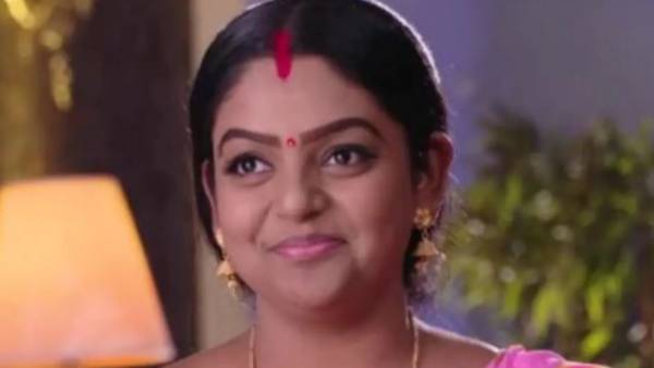  దస్తావేజులపై సంతకం..