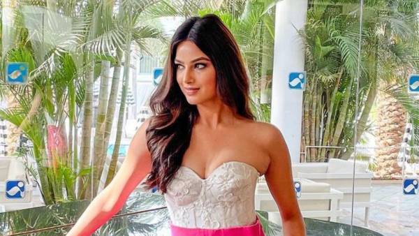 పంజాబ్ సిక్కు కుటుంబంలో జన్మించి