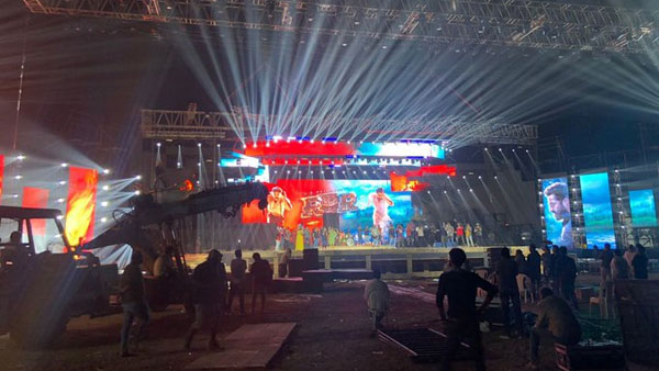 అప్డేట్స్ కూడా బయటకు రాకుండా