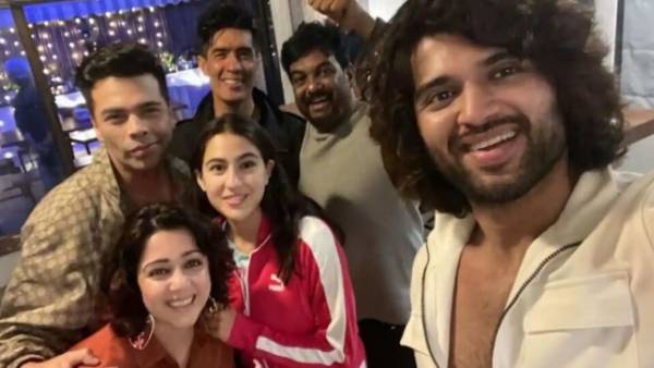 సోషల్ మీడియాలో చాలా చురుకుగా