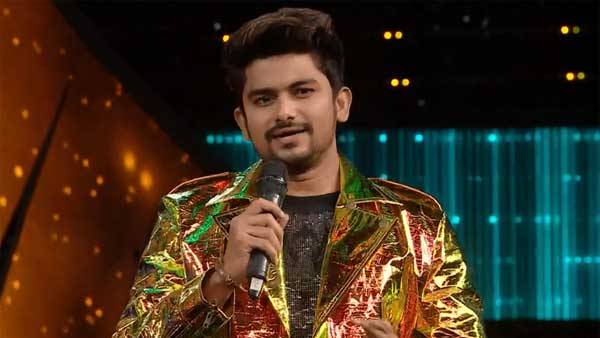 అతడే విజేత అంటూ ప్రచారాలు