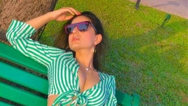 సోషల్ మీడియాలో యాక్టివ్ గా 