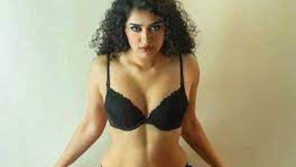 కోరిక తీరిస్తేనే అవకాశం