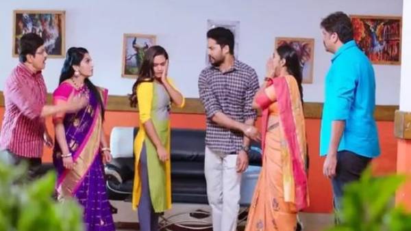 ఇంట్లో ఉండేందుకు ఒప్పుకున్న తులసి