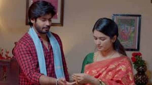 మల్లిక భయం..