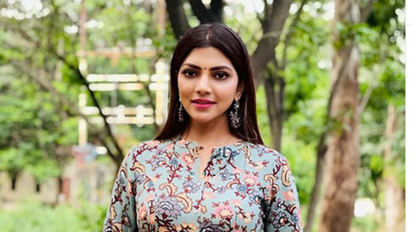 లహరి షారి 