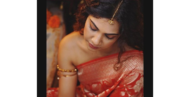 జాకెట్ ధరించకుండా ఫోటోషూట్