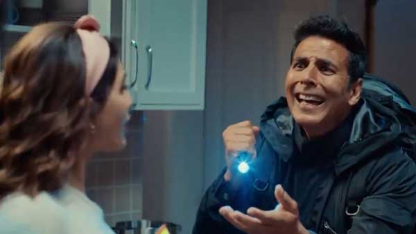 కుర్ కురే వ్యాపార ప్రకటనలో