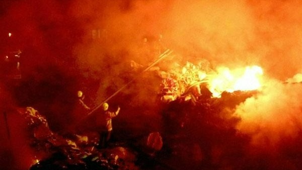 ఫేమస్ థియేటర్‌లో అగ్నిప్రమాదం