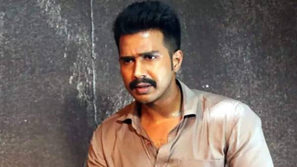 బయట పడతానని