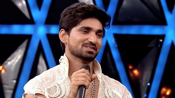 ముద్దు ఎవరితో కనిపెట్టాలి..